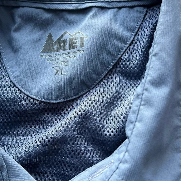 REI Co-Op Shirt Mens XLarge Blue Vented Fishing Lightweight Hiking Nylon Blend - Picture 4 of 4